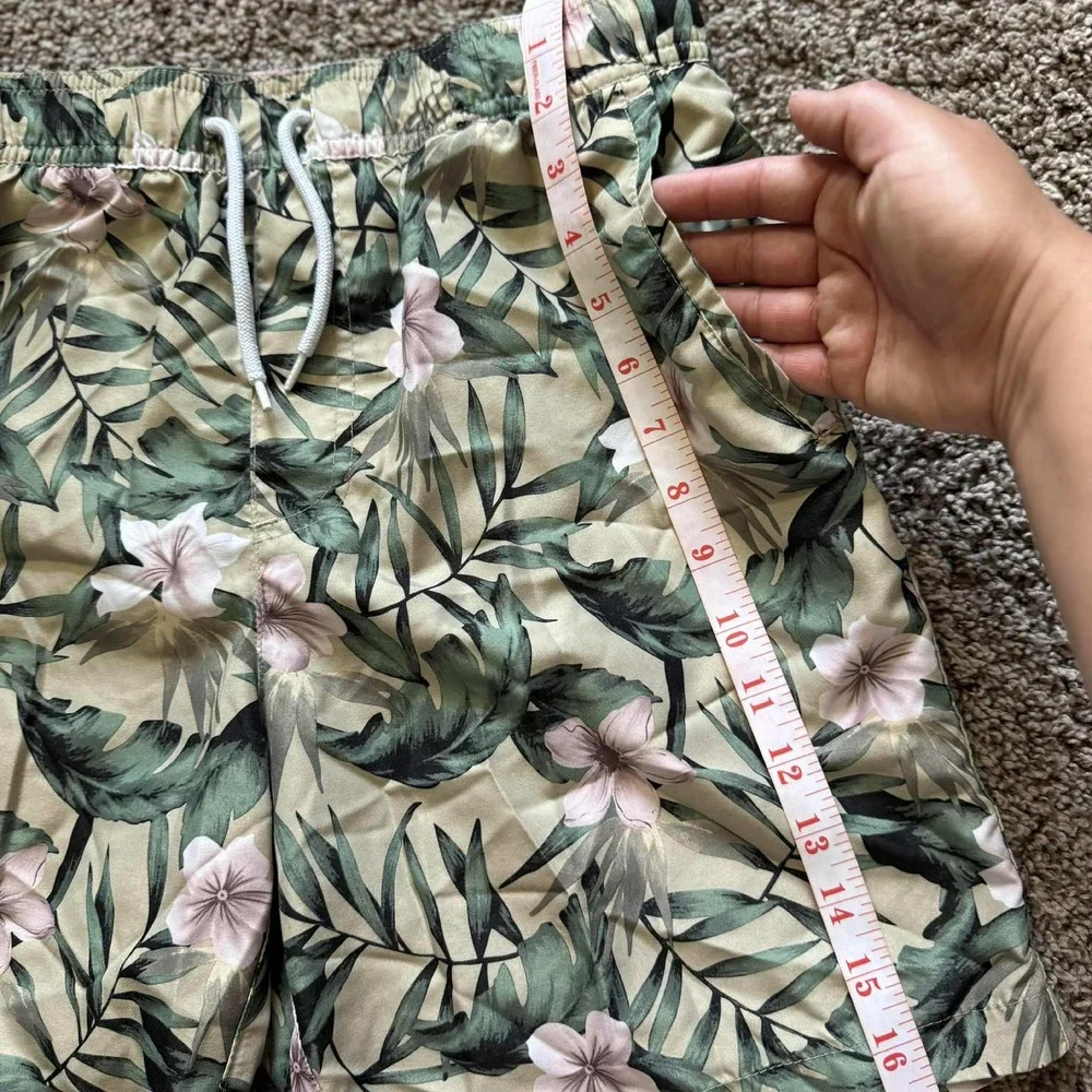 Forever 21 Floral Swim Trunks Tropical Drawstring Shorts Men's Small‎